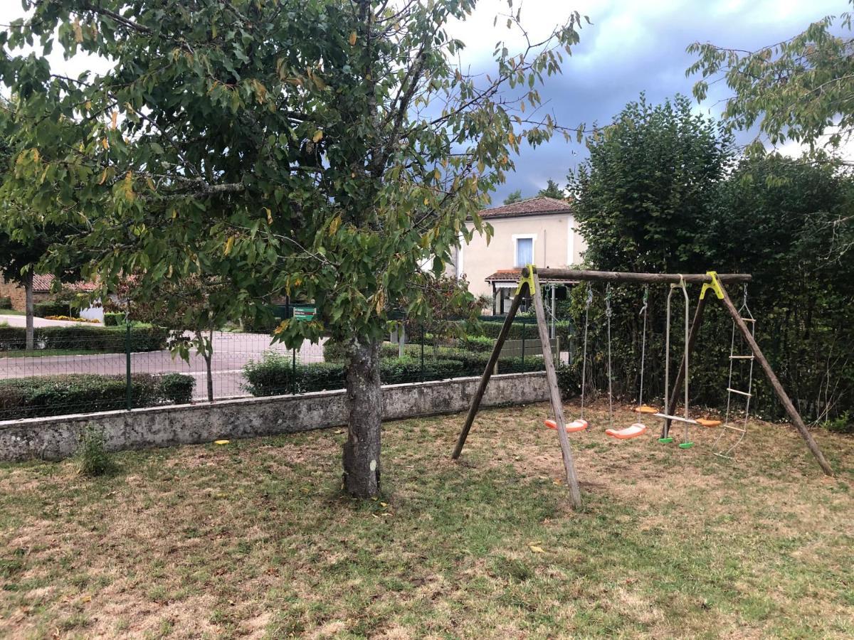 Gite Des Lavandes Oradour-Fanais Exterior foto