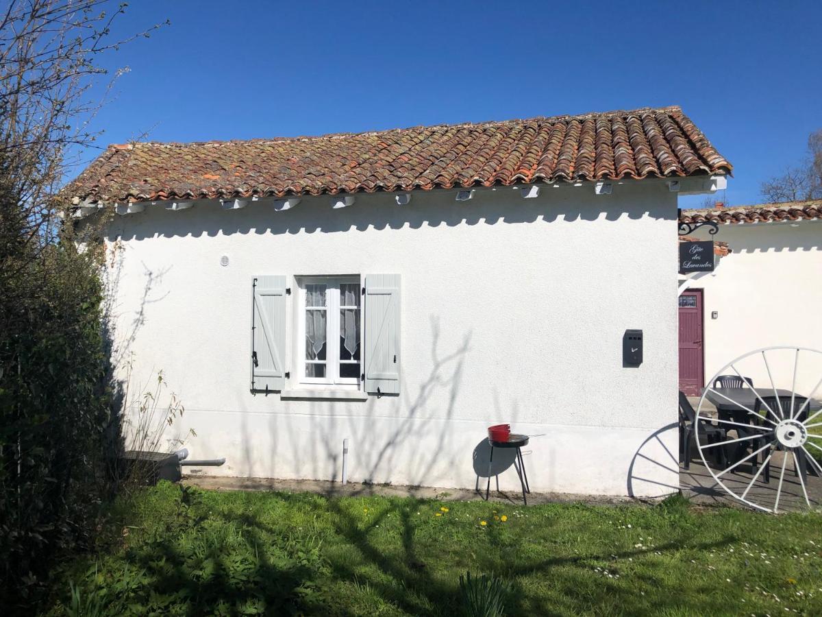 Gite Des Lavandes Oradour-Fanais Exterior foto